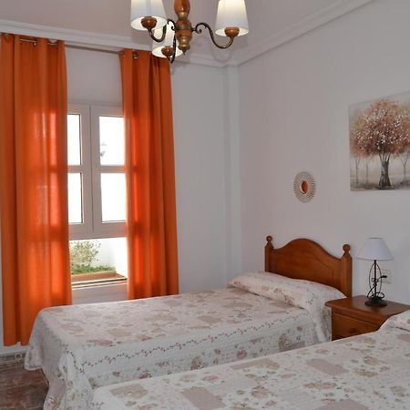 קוניל דה לה פרונטרה Aptº Atalaya , Cerca De La Playa מראה חיצוני תמונה